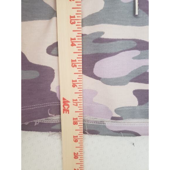 Wild Fable Purple & Gray Camo‎ Crop Raw Hem Hoodie. Size Small - Picture 5 of 11
